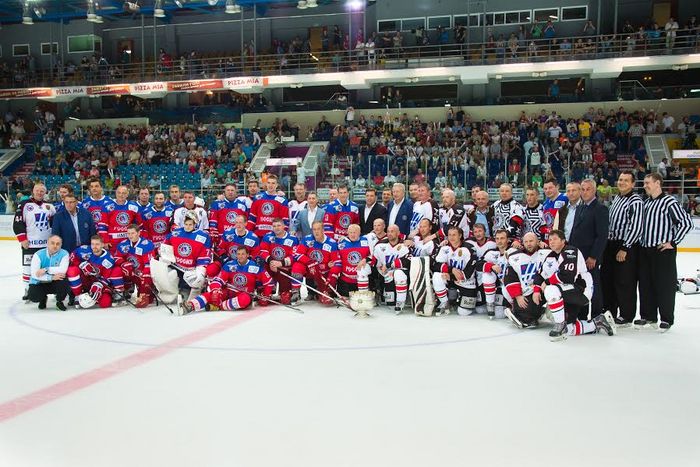 Хоккеисты «Автомобилиста» приняли участие в Матче звезд по случаю открытия «Дацюк-арены» 