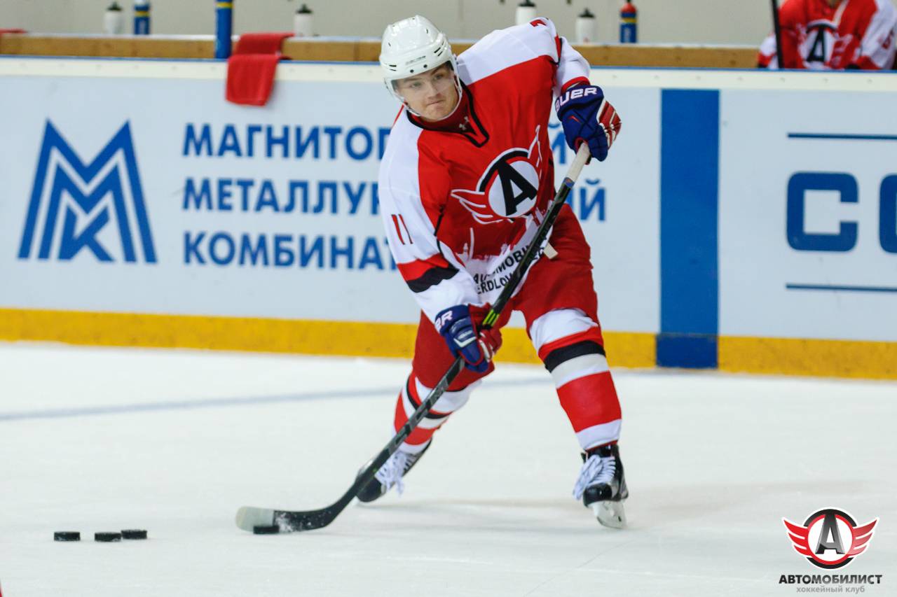 17.08.2015 Автомобилист - Авангард