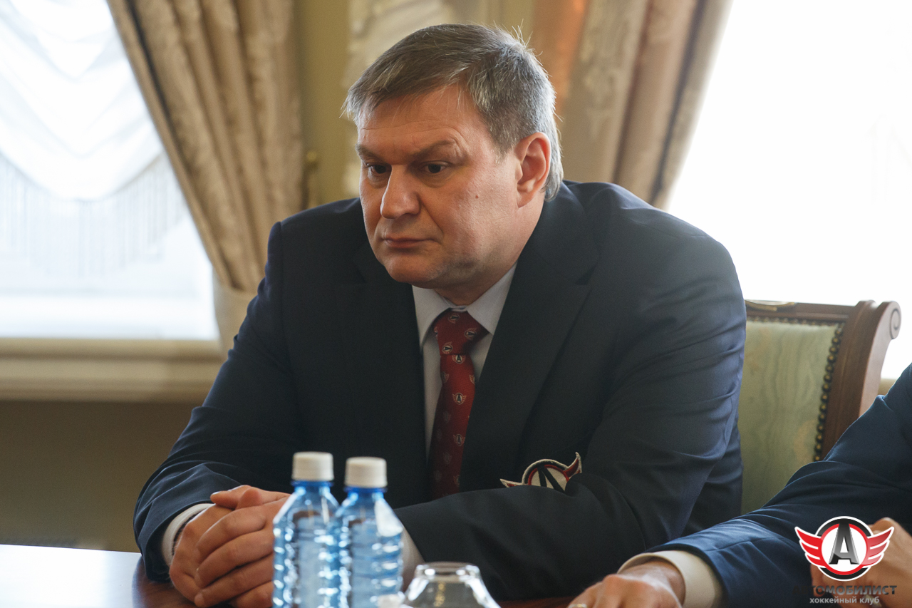 Встреча губернатора Свердловской области с ХК "Автомобилист"