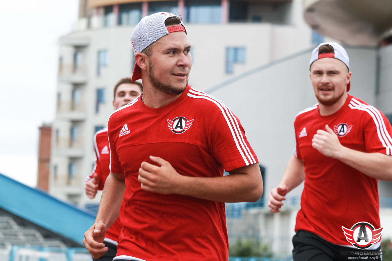 Хоккеисты ХК "Автомобилист" прошли тест Купера