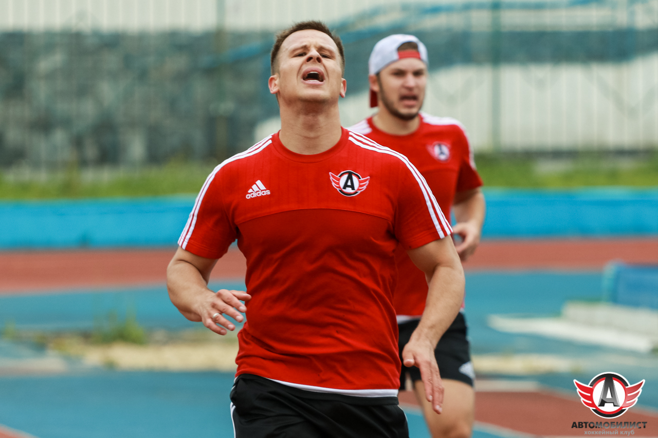 Хоккеисты ХК "Автомобилист" прошли тест Купера