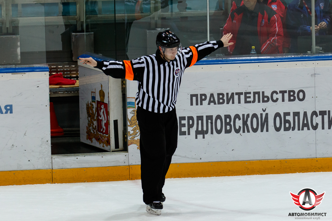 15.10.2015 Авто - Омские Ястребы