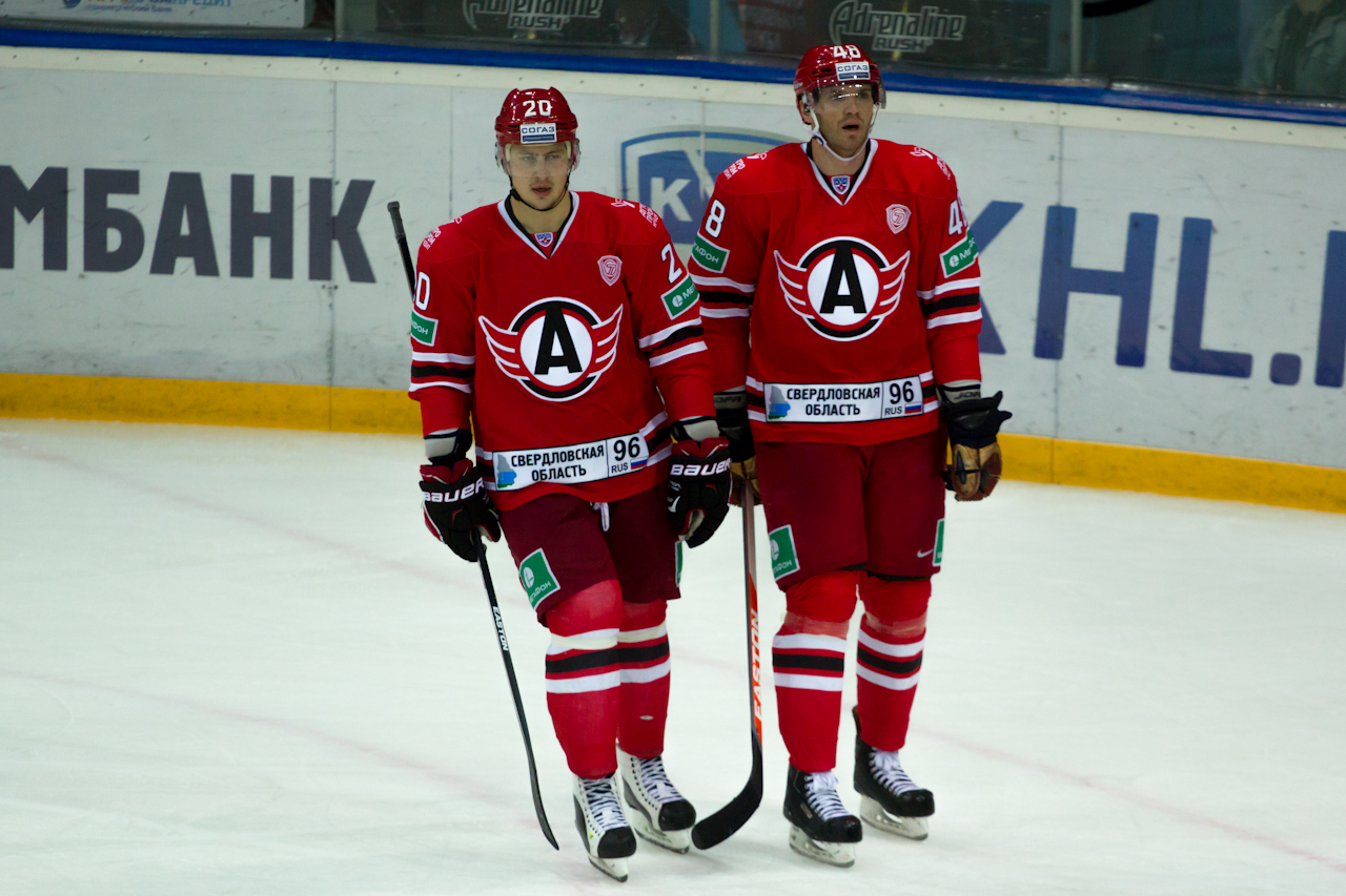 30.09.2014 Автомобилист-Металлург (Мг) 1:4