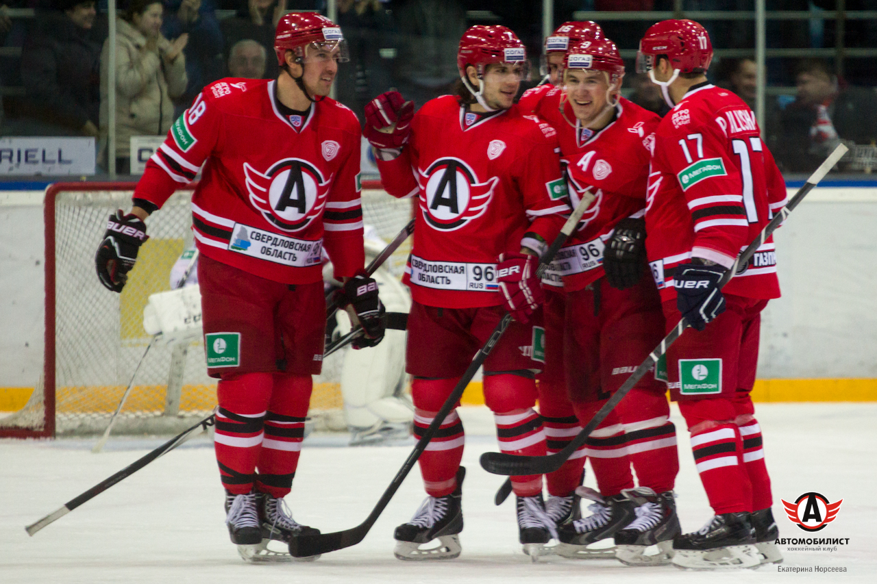 26.11.2014 Автомобилист - Авангард, 5:2