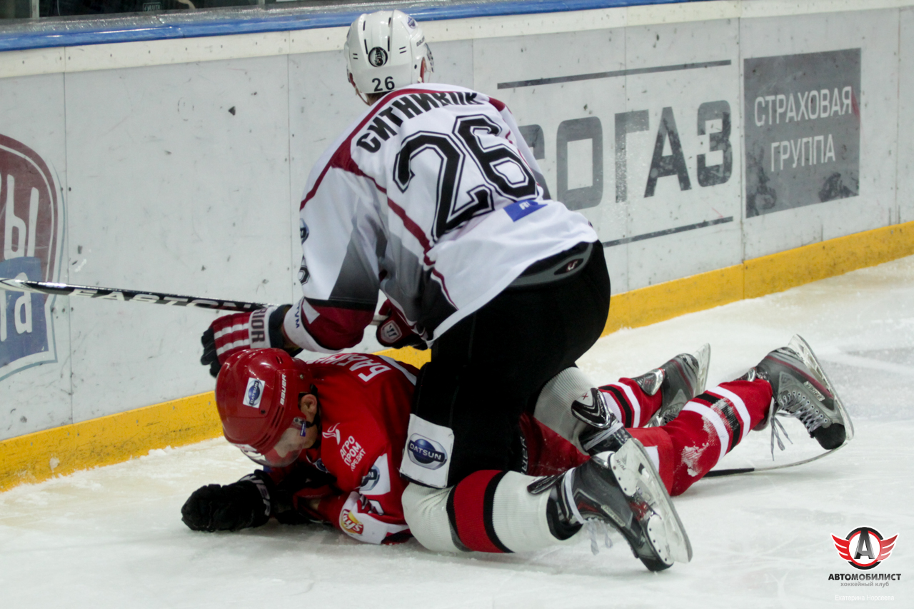 12.12.2014 Авто - Тюменский Легион, 4:5 (ПБ)