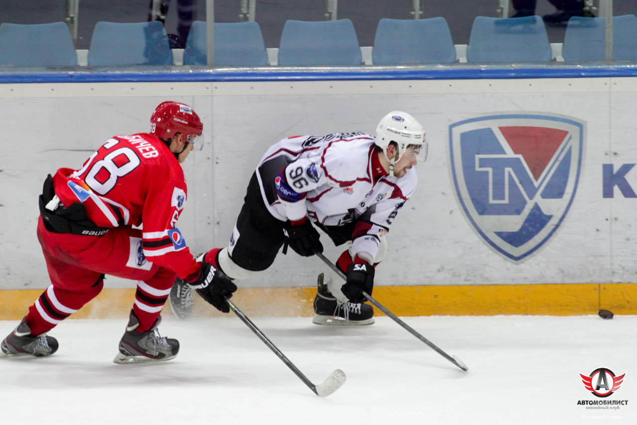 12.12.2014 Авто - Тюменский Легион, 4:5 (ПБ)