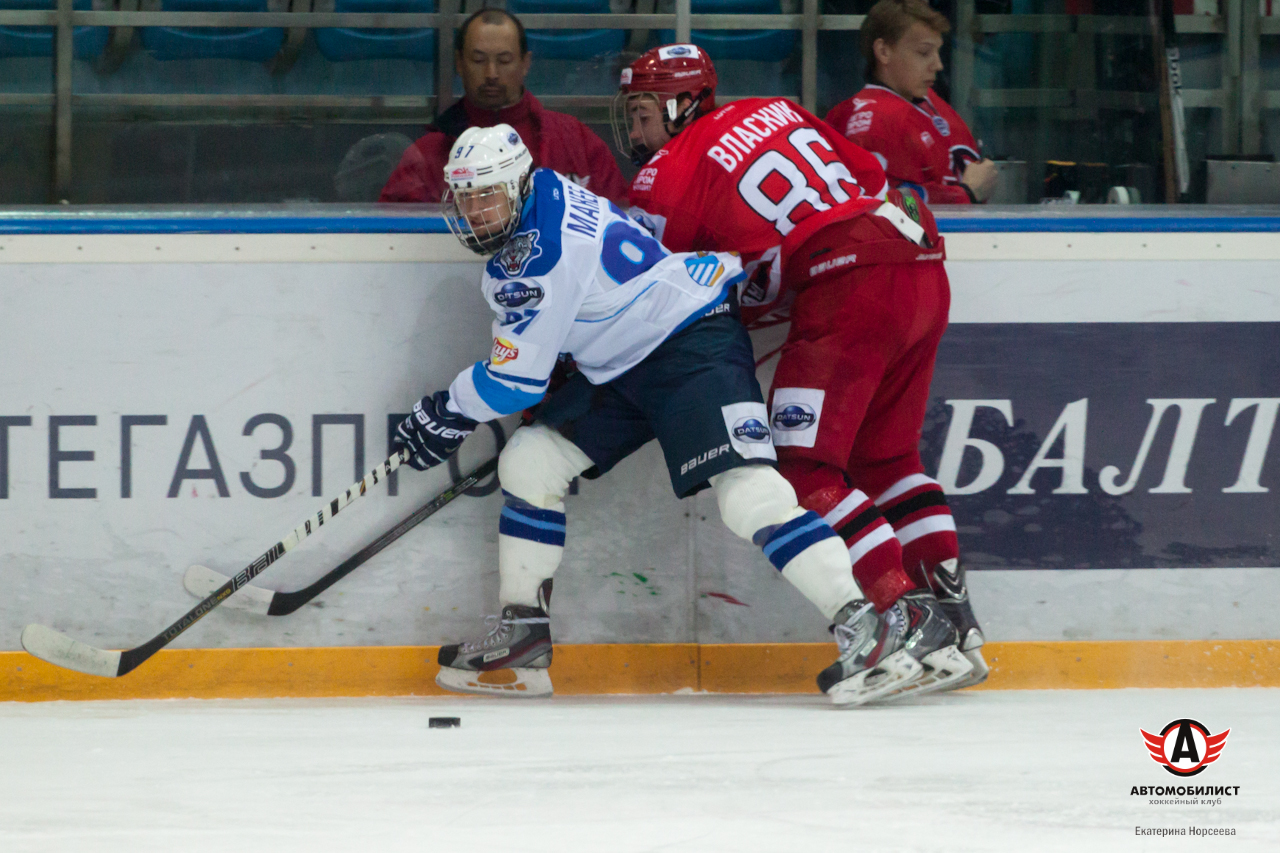12.01.2015 Авто - Снежные Барсы, 4:1