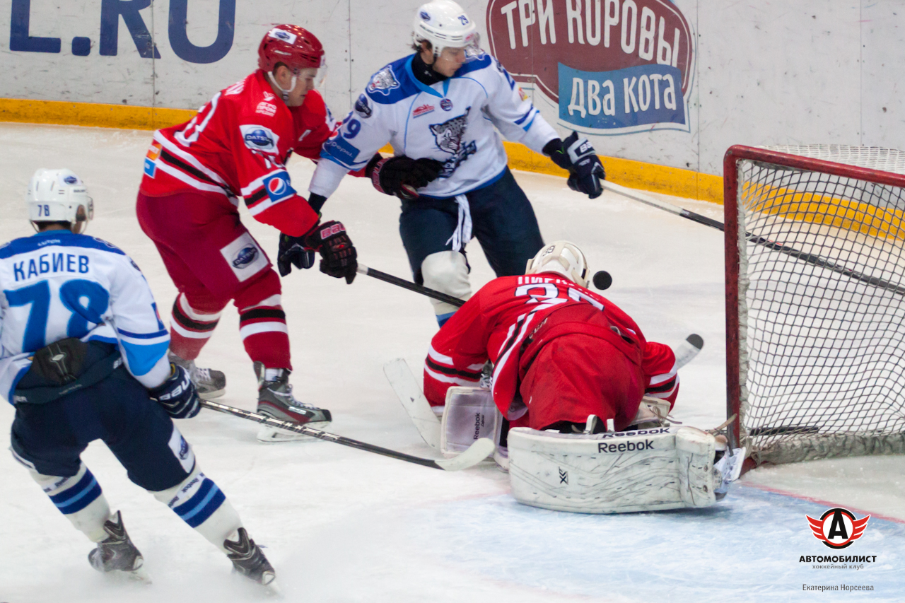 12.01.2015 Авто - Снежные Барсы, 4:1