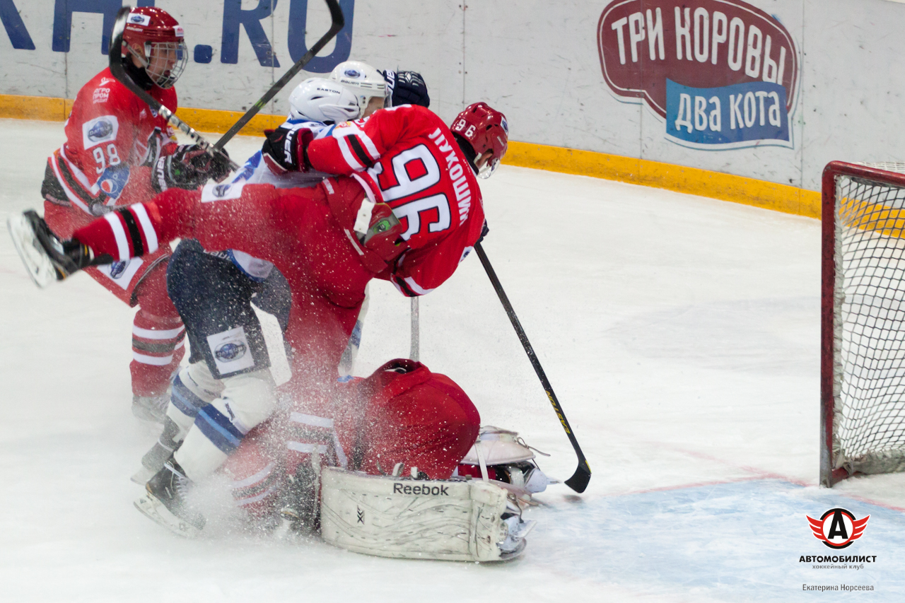 12.01.2015 Авто - Снежные Барсы, 4:1