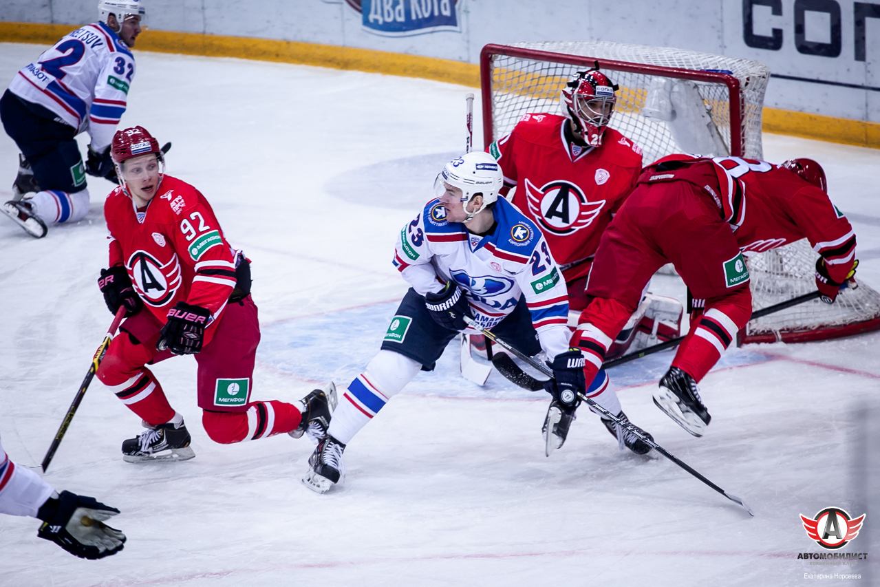 03.02.2015 Автомобилист - Лада, 1:2 (ПБ)