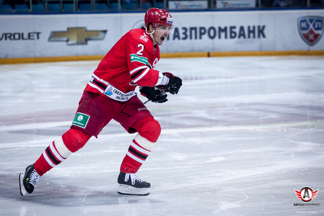 03.02.2015 Автомобилист - Лада, 1:2 (ПБ)