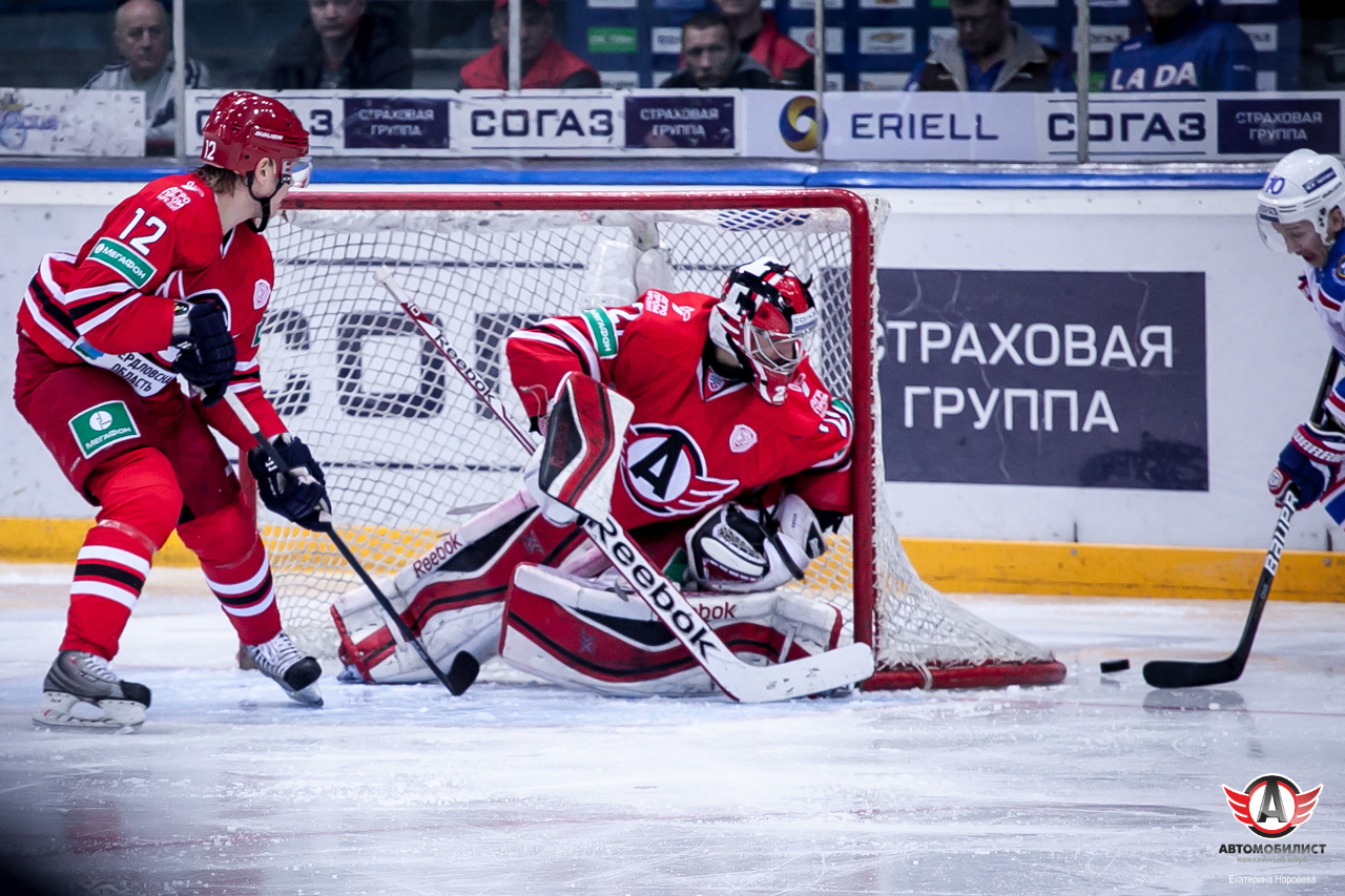 03.02.2015 Автомобилист - Лада, 1:2 (ПБ)