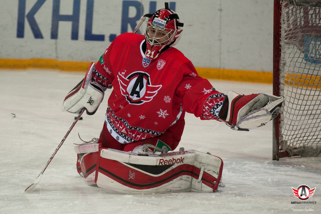 26.12.2014 Автомобилист - Ак Барс, 3:0