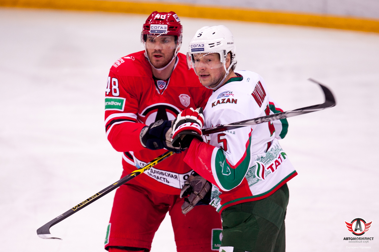 26.12.2014 Автомобилист - Ак Барс, 3:0