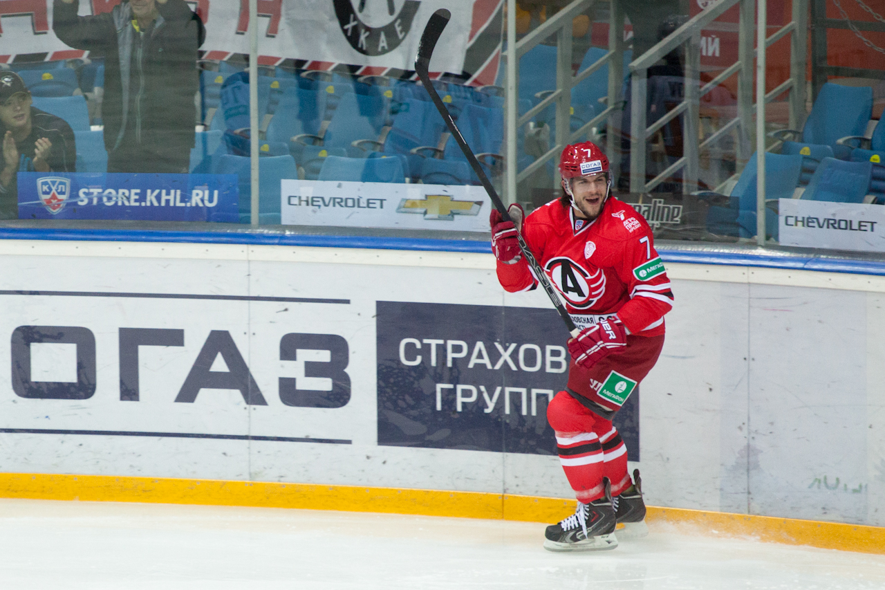 27.09.2014 Автомобилист - Амур, 3:1