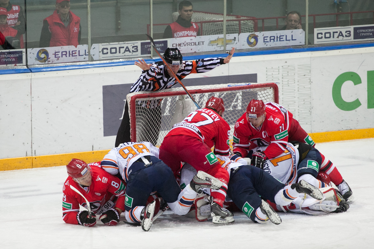 27.09.2014 Автомобилист - Амур, 3:1