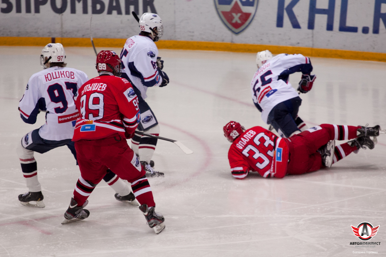 20.11.2014 Авто - Юниор, 3:2 (ОТ)
