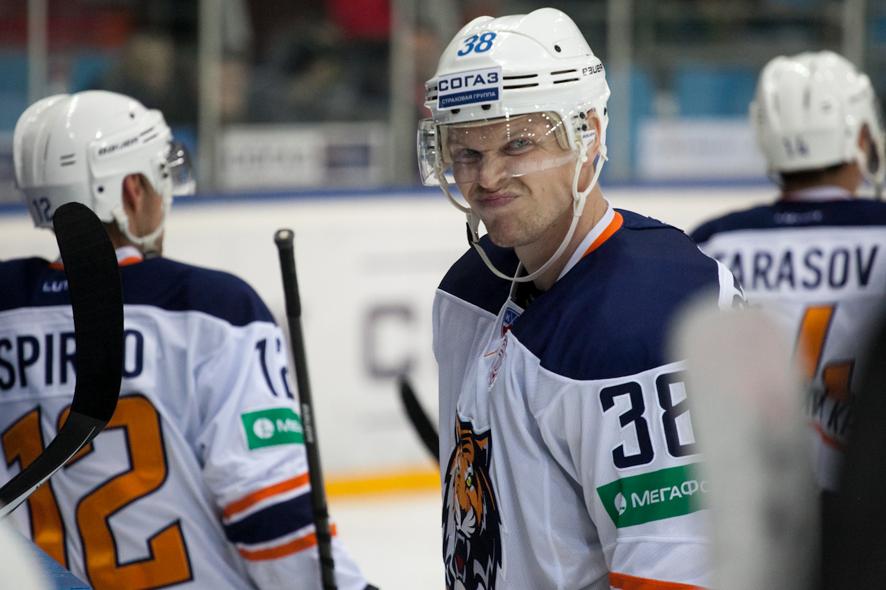 27.09.2014 Автомобилист - Амур, 3:1