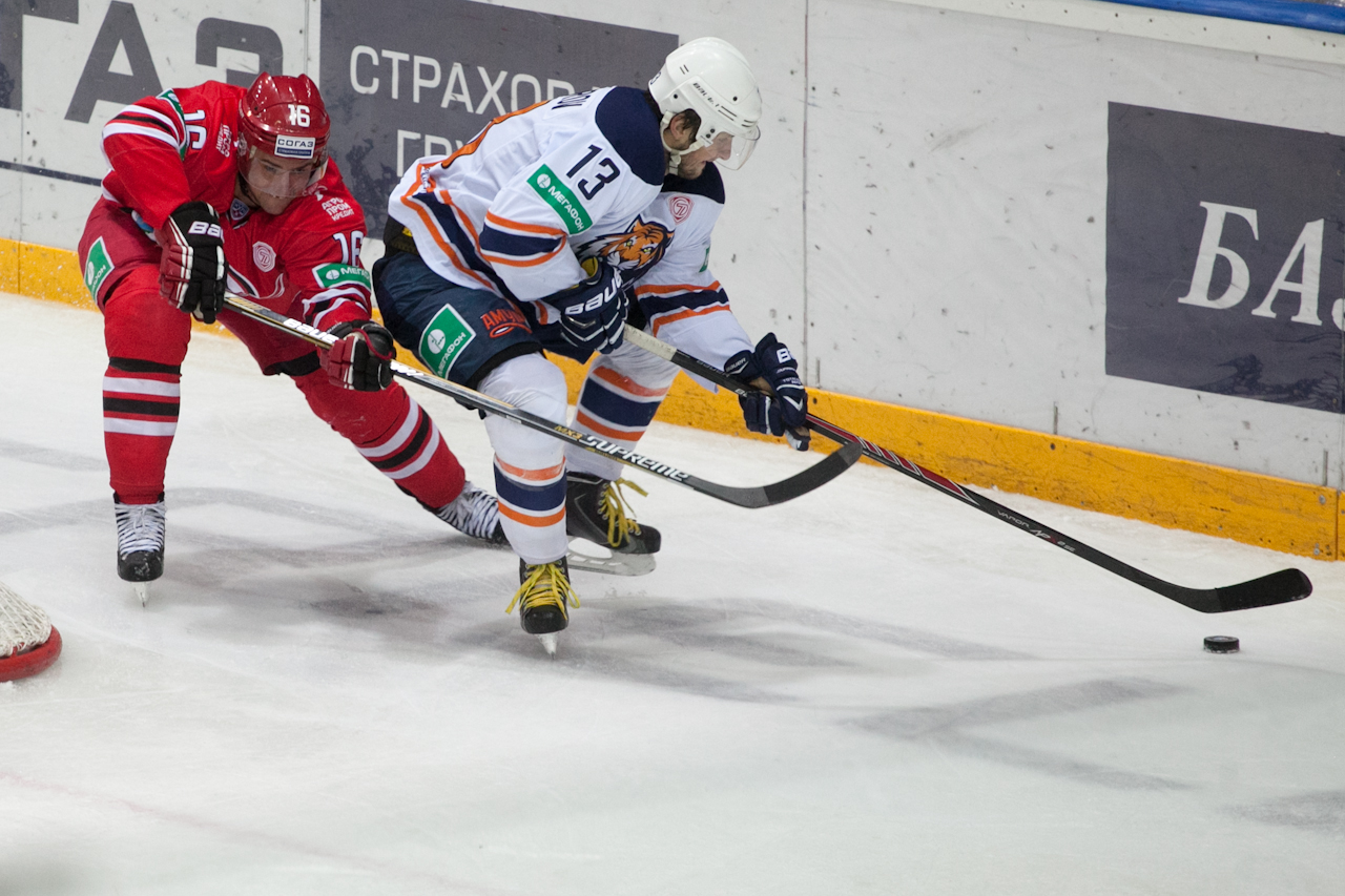 27.09.2014 Автомобилист - Амур, 3:1