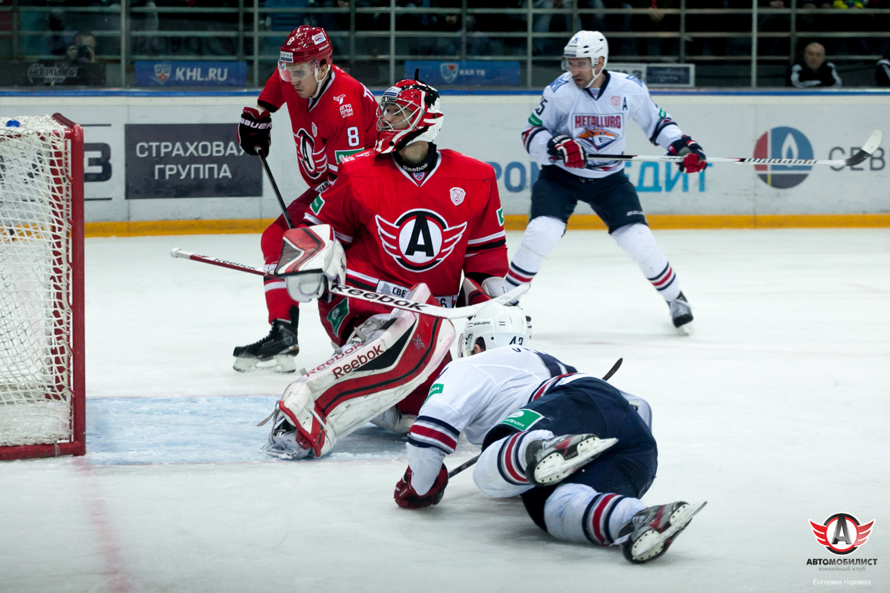 20.01.2015 Автомобилист - Металлург (Мг), 1:2 ПБ