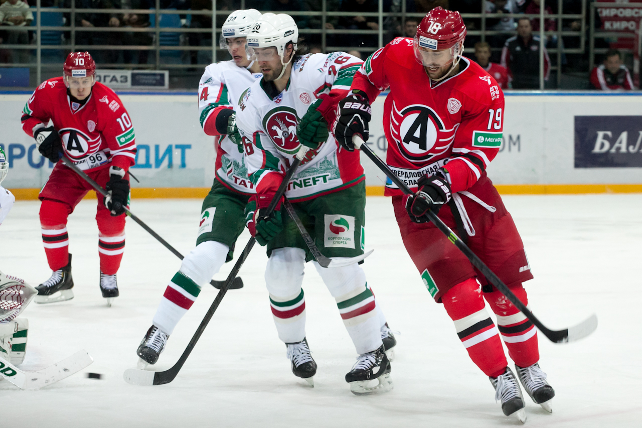 02.10.2014 Автомобилист - Ак Барс, 3:5