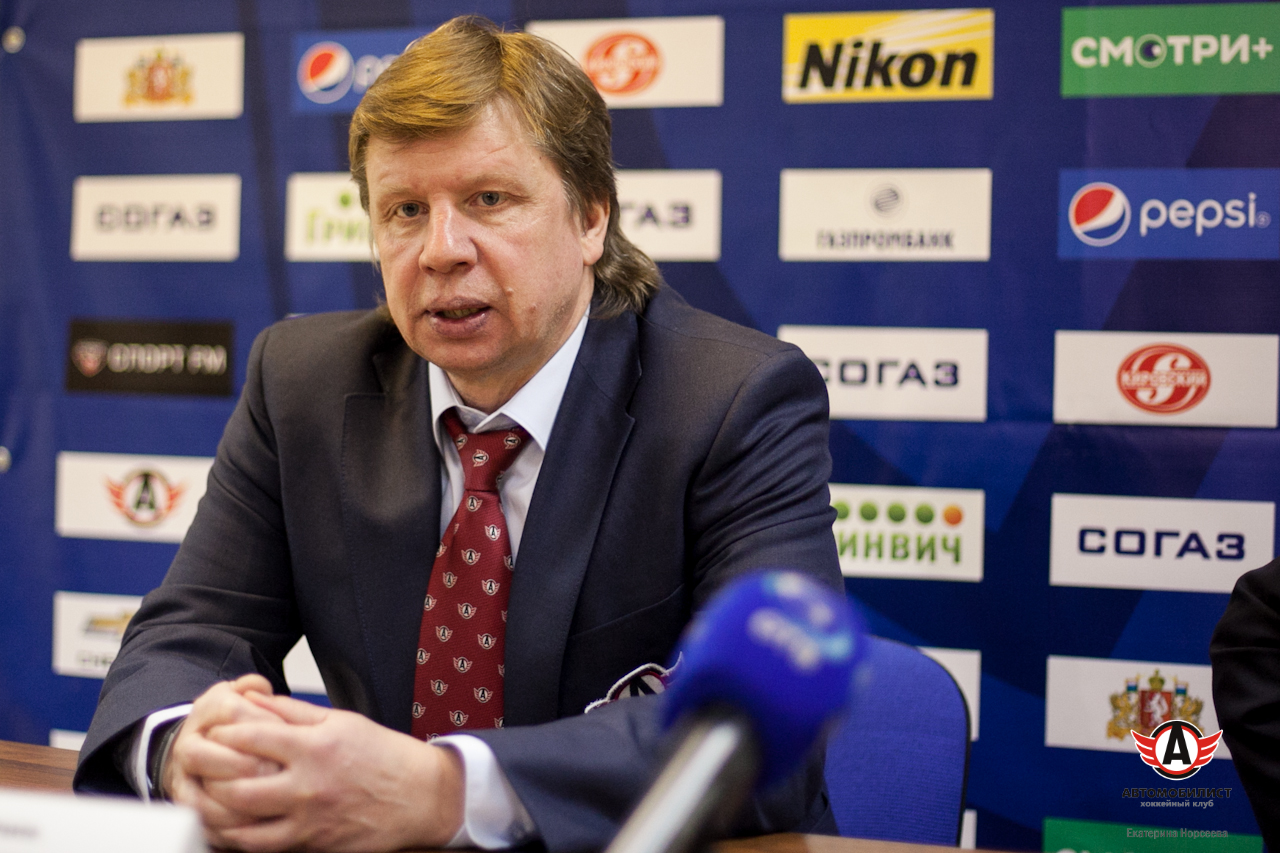 24.11.2014 Автомобилист - Салават Юлаев, 3:0
