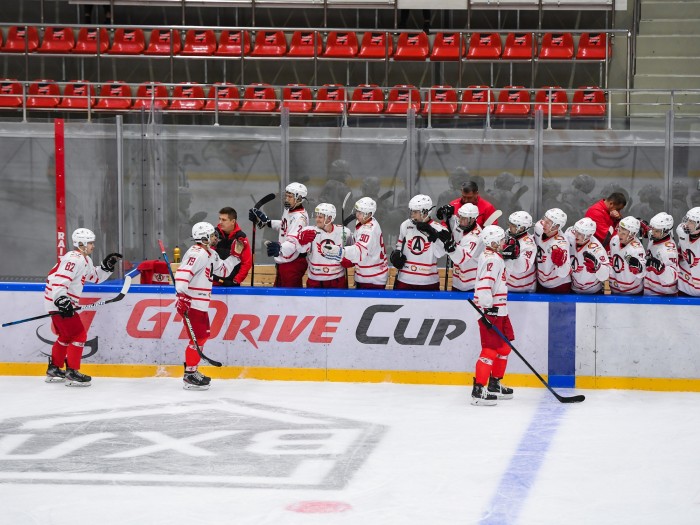 Хоккеисты «Авто» одержали третью победу на турнире в Омске