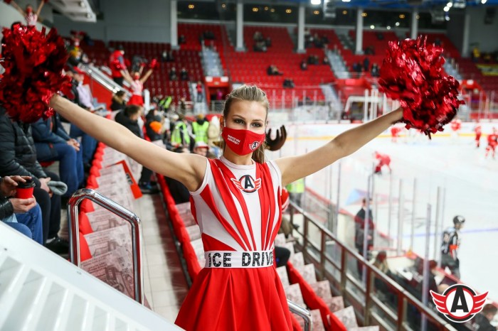 Фонд «Дети России» и ХК «Автомобилист» приглашают присоединиться к благотворительному розыгрышу и посетить хоккейные матчи