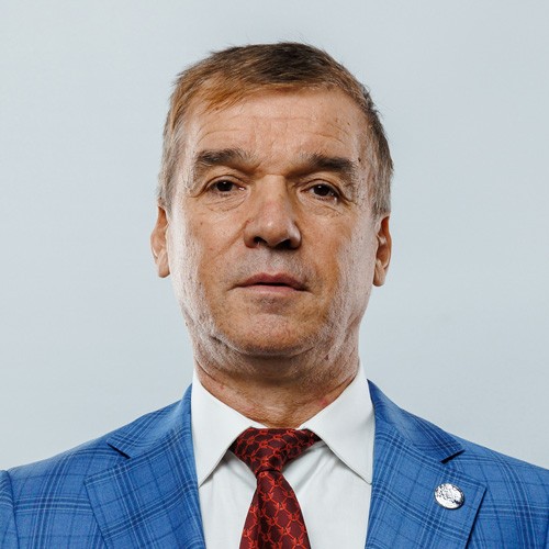Нургалиев Айрат Фанилевич, Начальник команды